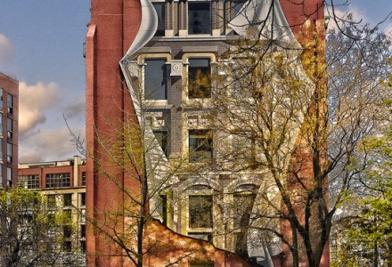 trompe l'oeil/mural on the Gooderham 'Flatiron' Building